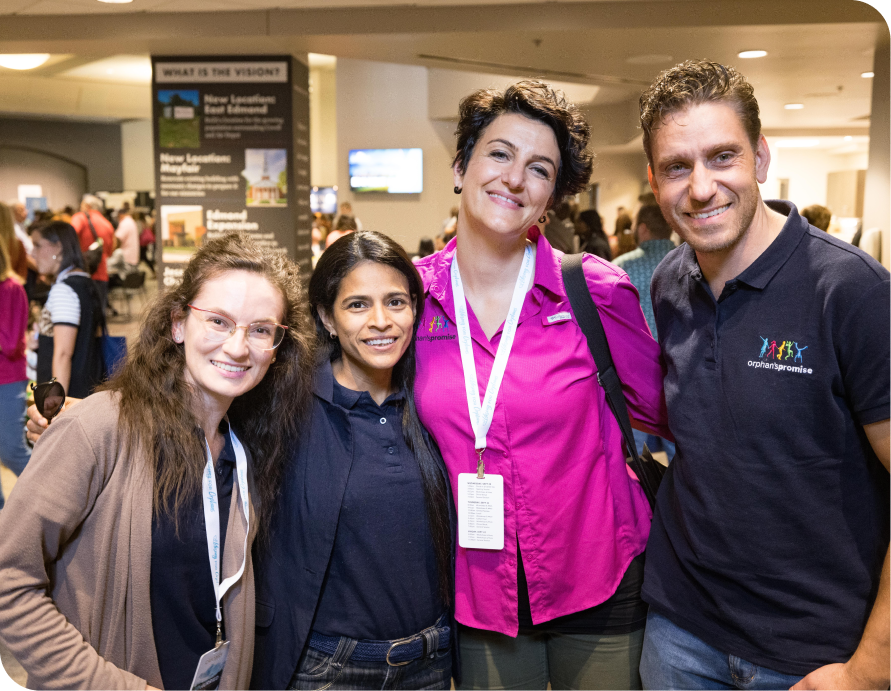 Global Leaders header