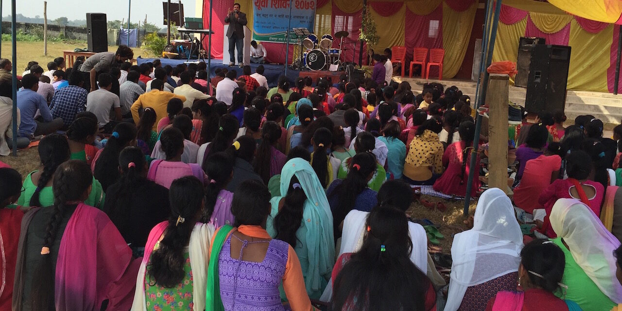 1-Sharing-about-Orphan-Sunday-among-youth