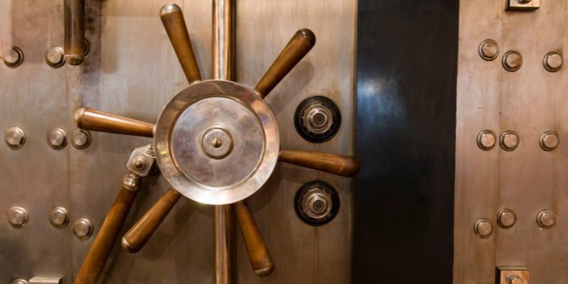 vault-20-years-summit