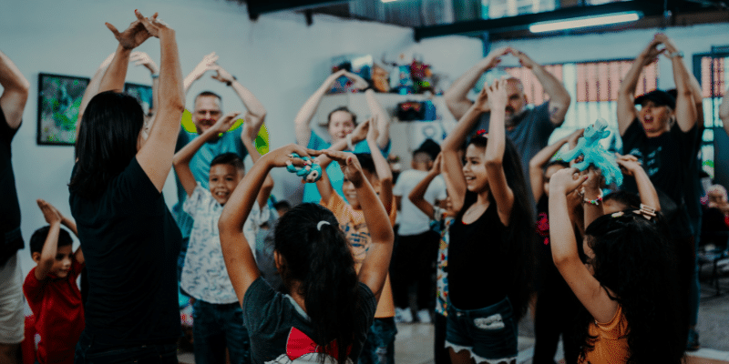 short-term-mission-team