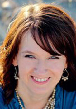 Julie-Gumm-1.jpg