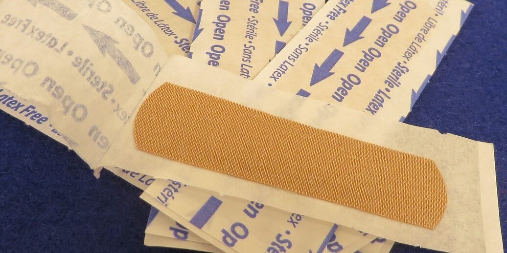 bandages-908873_1280-e1444938951261