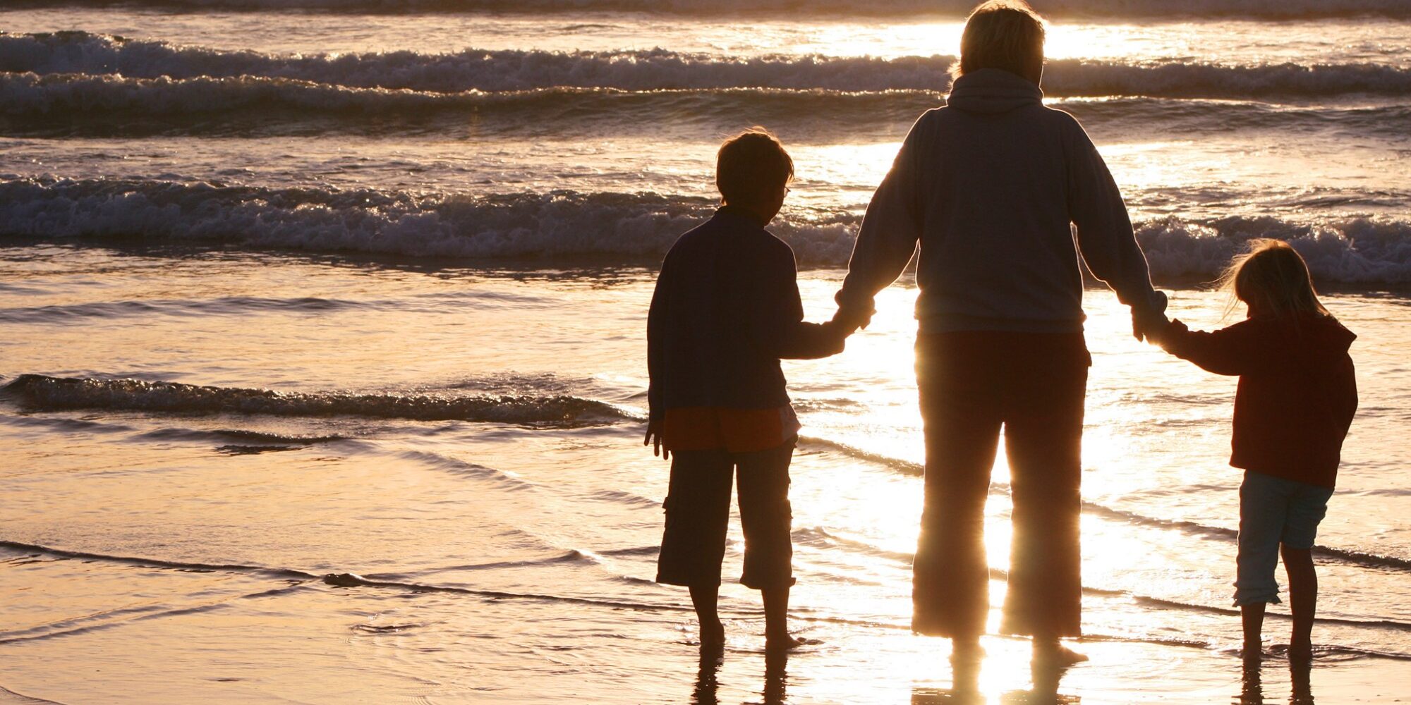 woman-children-beach